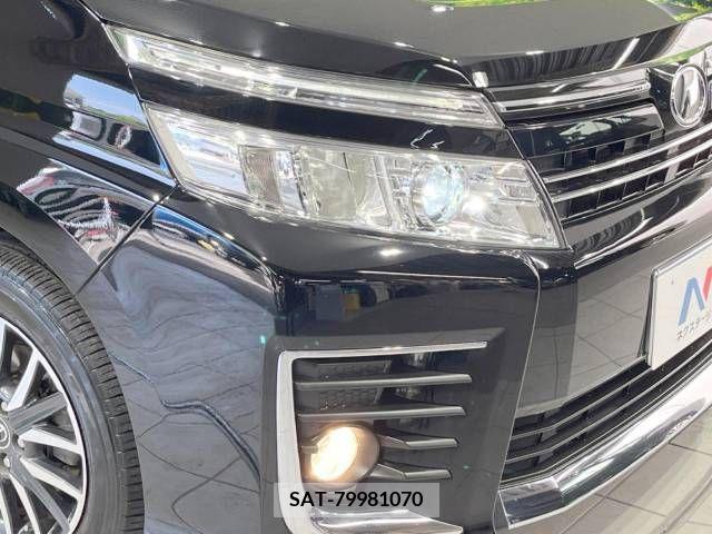 Toyota VOXY 2015-01 321420-12