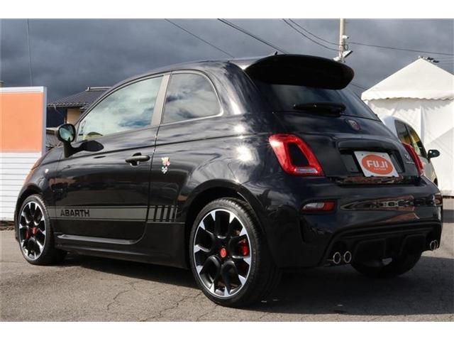 Abarth 595 2021-07 20589-1
