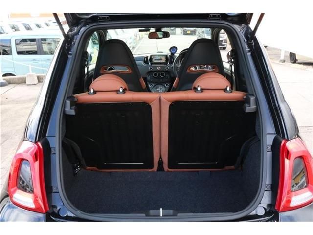 Abarth 595 2021-07 20589-23