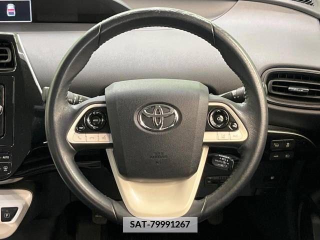 Toyota PRIUS 2017-03 366685-11
