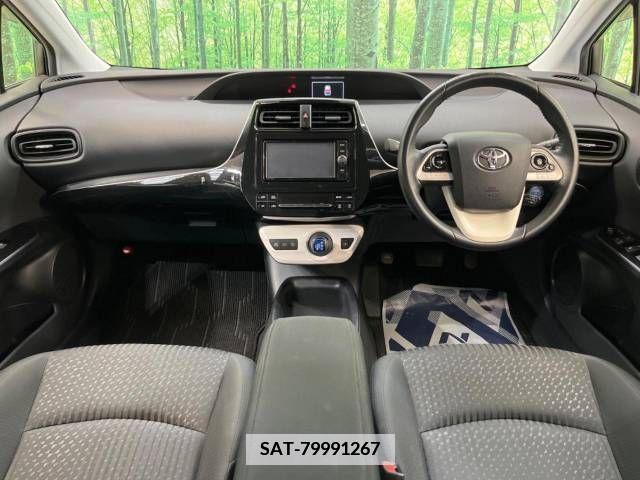 Toyota PRIUS 2017-03 366685-1