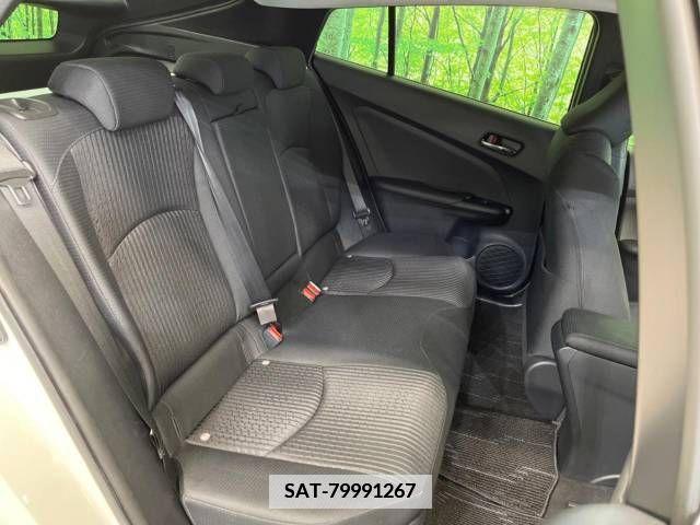 Toyota PRIUS 2017-03 366685-9