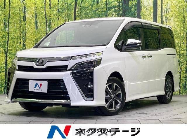 Toyota VOXY 2019-08 370401-0