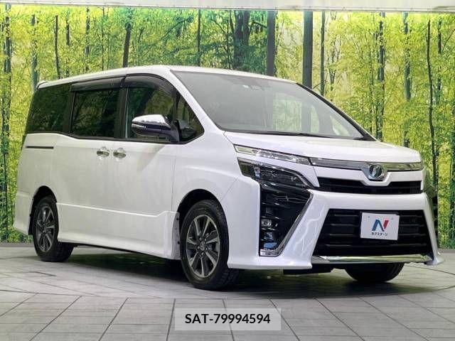 Toyota VOXY 2019-08 370401-17