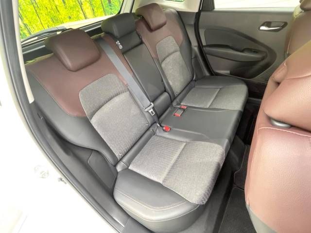 Nissan AURA 2023-06 184746-9