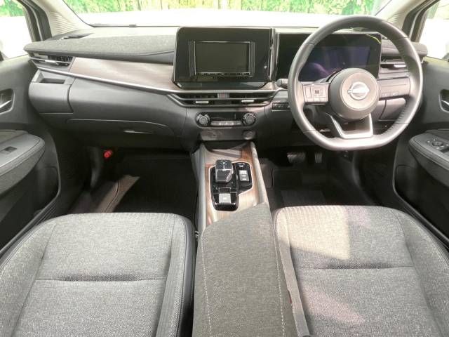 Nissan AURA 2023-06 184746-1