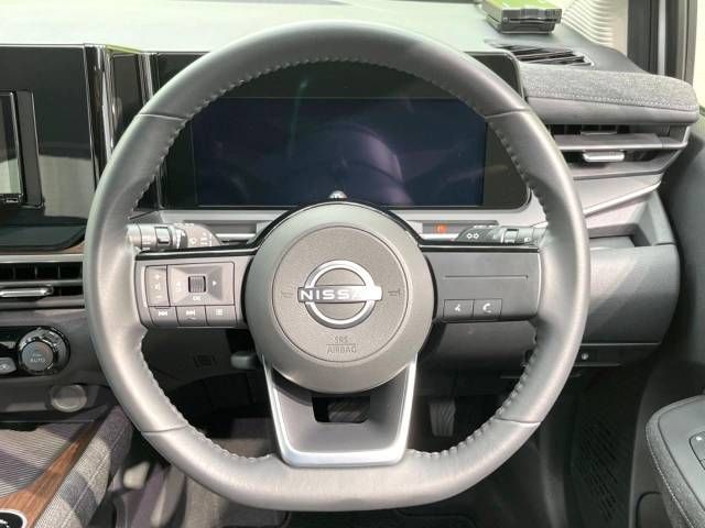 Nissan AURA 2023-06 184746-11