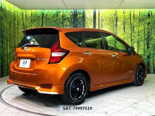 Nissan NOTE 2016-11 305329-17