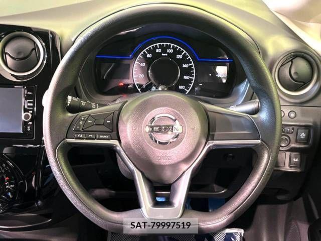 Nissan NOTE 2016-11 305329-11