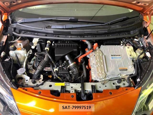 Nissan NOTE 2016-11 305329-18