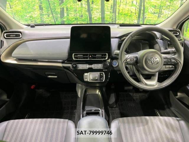Toyota AQUA 2021-08 260266-1