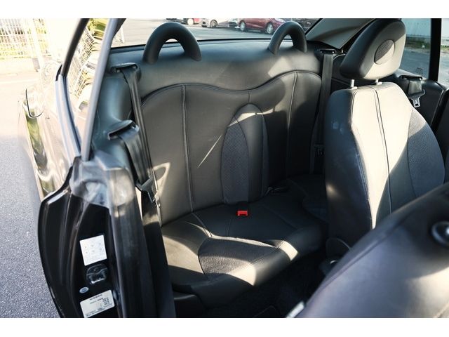 Nissan MICRA C+C 2007-08 192883-16