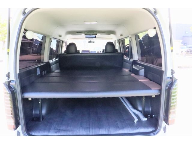Toyota HIACE VAN 2014-09 13605-18