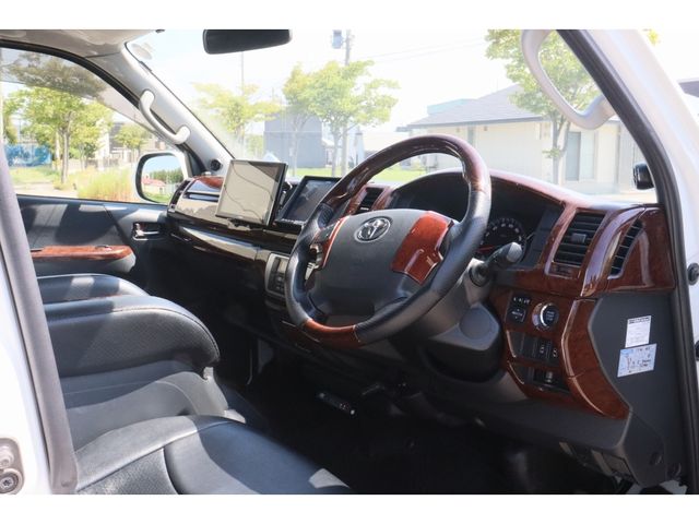 Toyota HIACE VAN 2014-09 13605-11