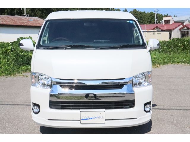 Toyota HIACE VAN 2014-09 13605-1