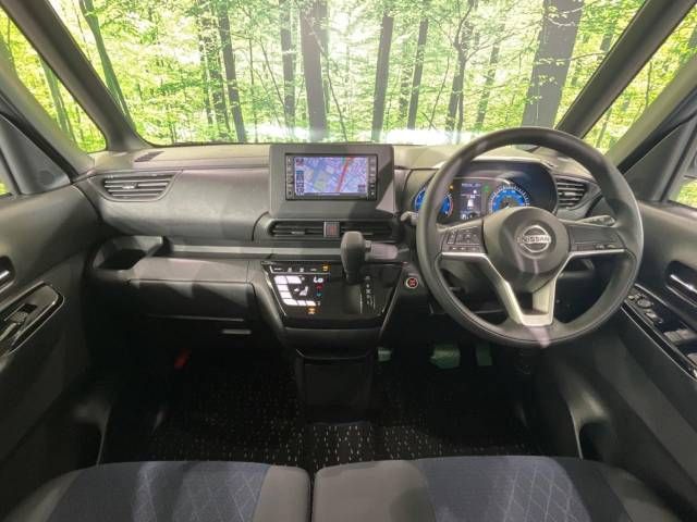 Nissan ROOX 2022-05 15744-1