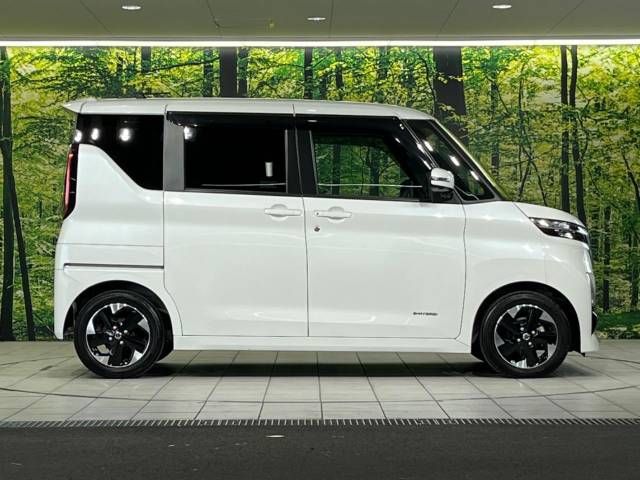 Nissan ROOX 2022-05 15744-17