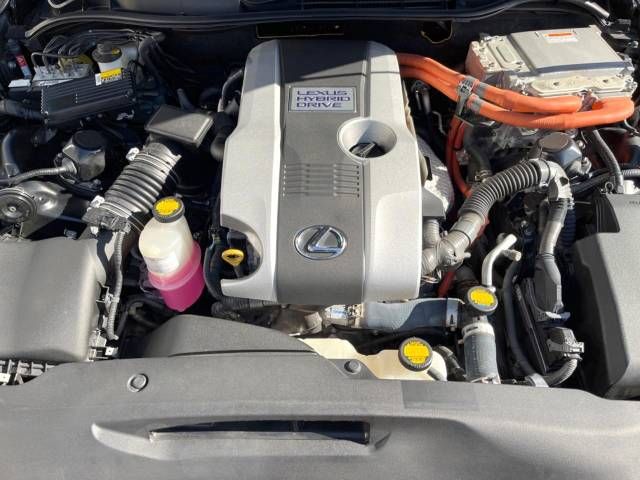 Lexus IS 2013-09 185307-18