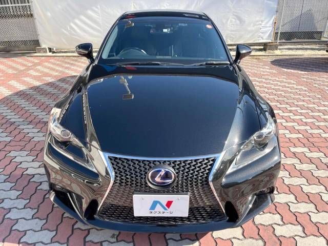 Lexus IS 2013-09 185307-14