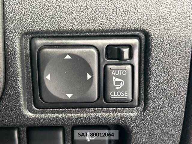 Nissan MARCH 2013-03 308130-6