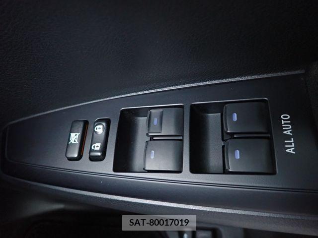 Toyota COROLLA AXIO 2018-09 264646-6