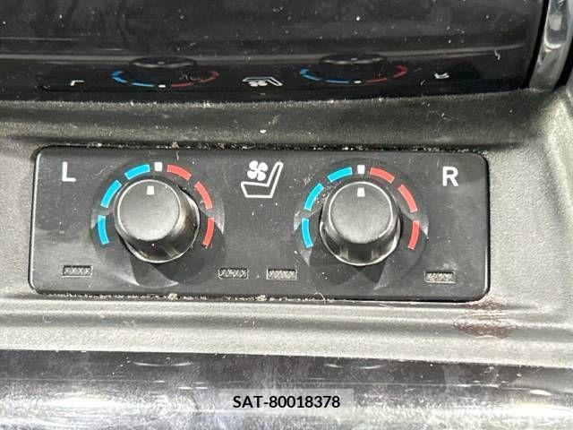 Toyota VELLFIRE 2018-05 217511-9