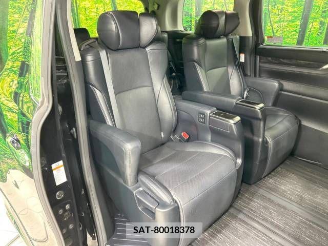 Toyota VELLFIRE 2018-05 217511-11