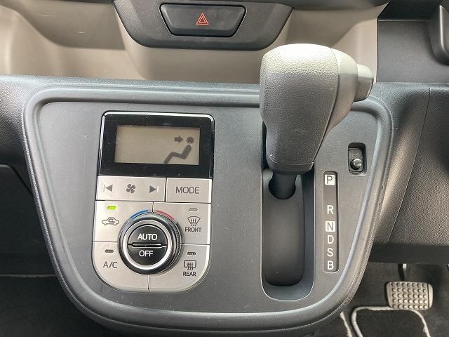 Toyota PASSO 2018-05 18307-17