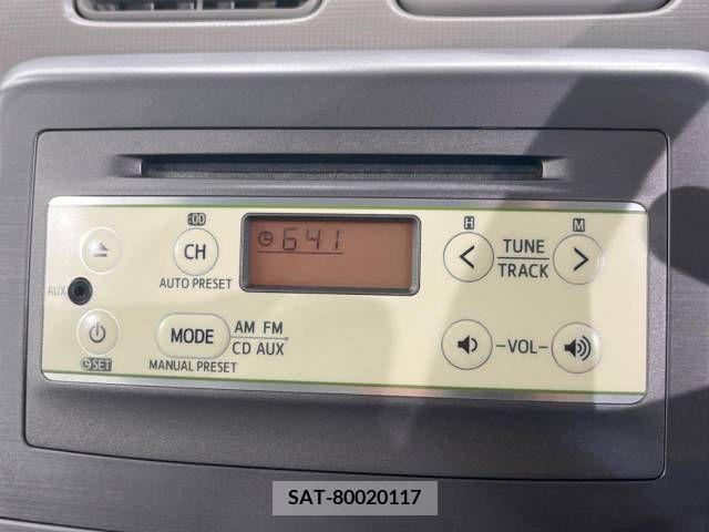 Daihatsu MOVE CONTE 2014-08 279215-2
