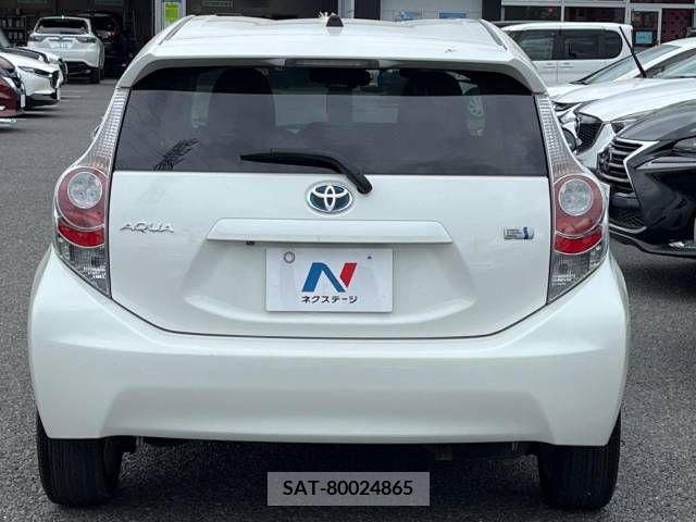 Toyota AQUA 2014-05 292121-15