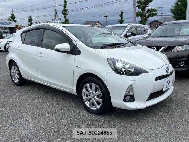 Toyota AQUA 2014-05 292121-16