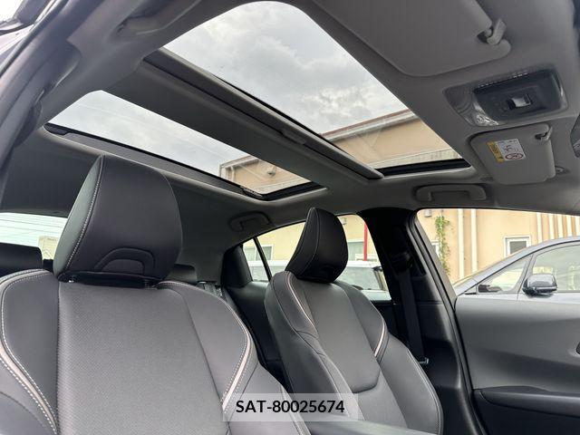 Toyota PRIUS 2023-01 380452-3