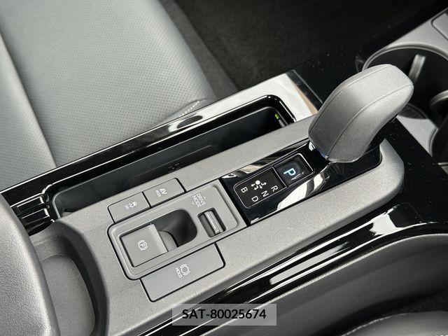 Toyota PRIUS 2023-01 380452-12