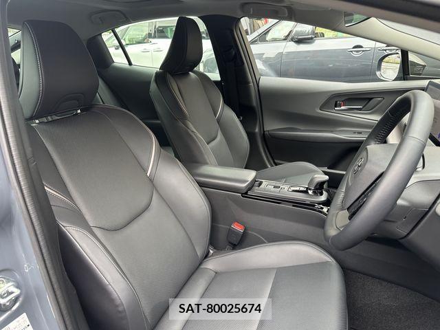 Toyota PRIUS 2023-01 380452-5