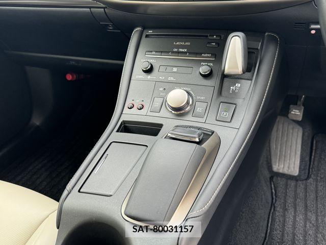 Lexus CT 2018-04 387675-23