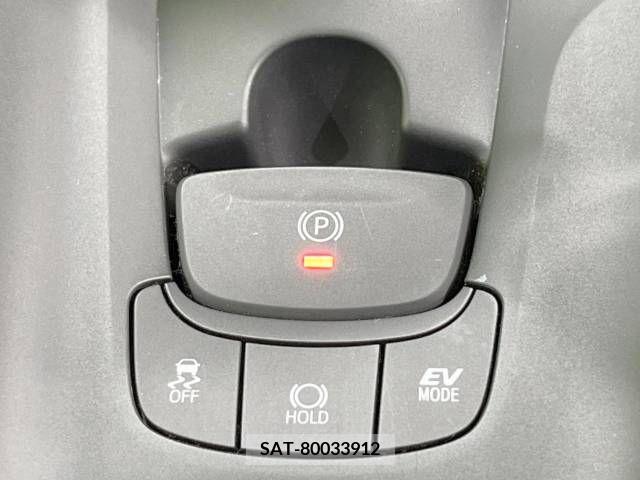 Toyota C-HR 2018-07 264228-6