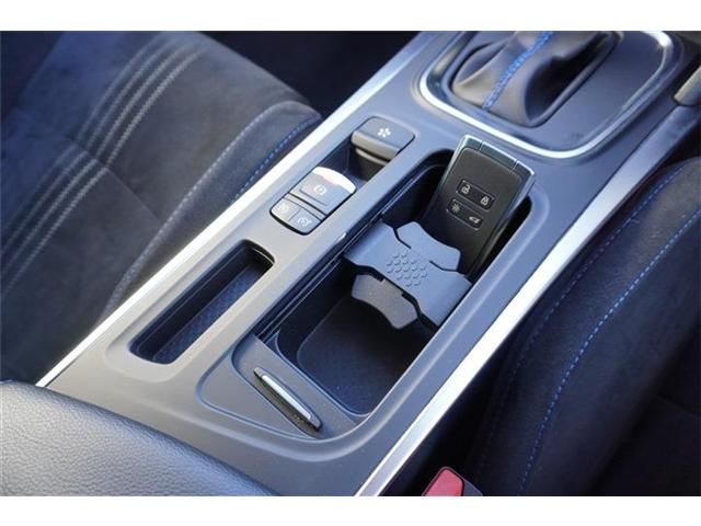 Renault MEGANE 2018-06 189884-7