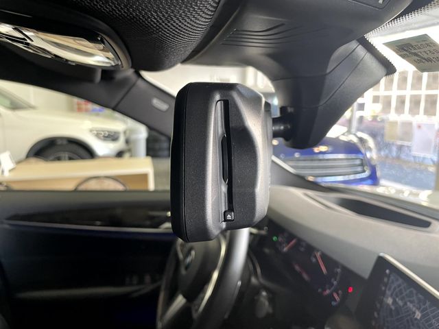 Bmw 5 SERIES 2019-07 193739-16