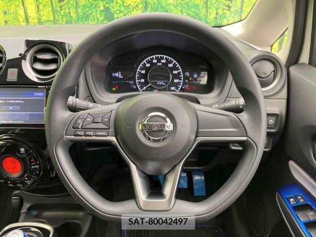 Nissan NOTE 2017-03 339097-11