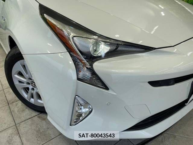 Toyota PRIUS 2017-11 366537-12