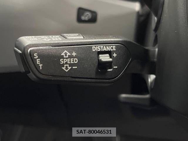 Audi A4 2017-12 261028-5