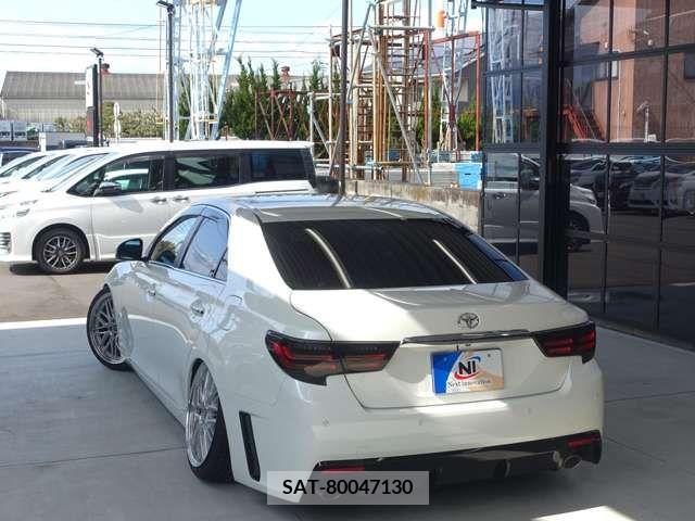 Toyota MARK X 2012-12 211456-13