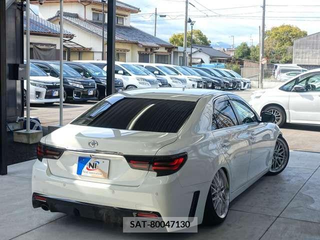 Toyota MARK X 2012-12 211456-6