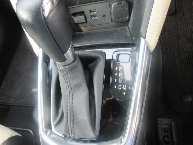 Mazda DEMIO 2015-01 191408-16