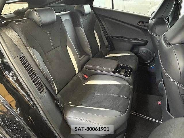 Toyota PRIUS PHV 2017-12 211821-8