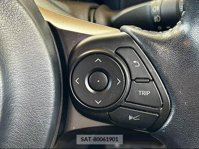 Toyota PRIUS PHV 2017-12 211821-5