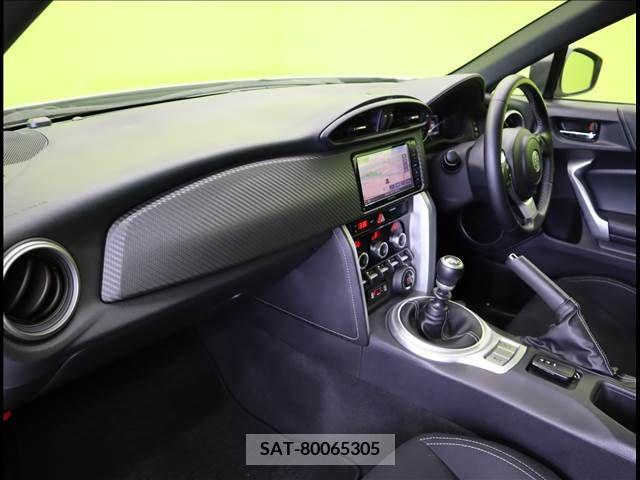 Toyota 86 2018-06 332121-25