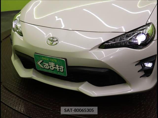 Toyota 86 2018-06 332121-28