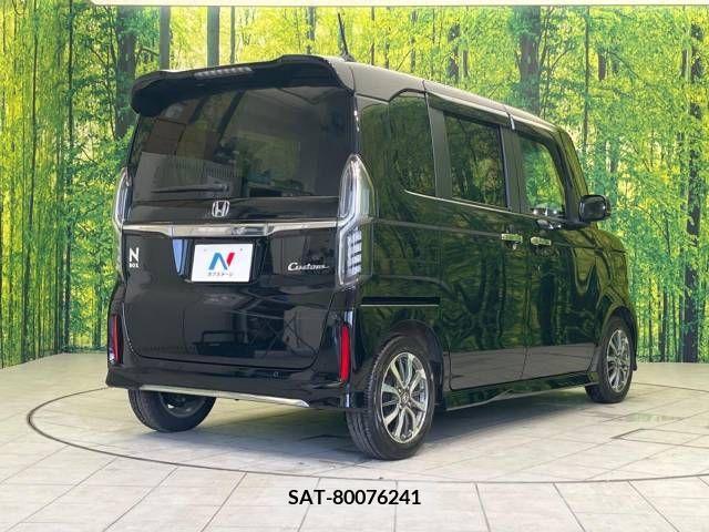 Honda N BOX 2022-11 307424-17
