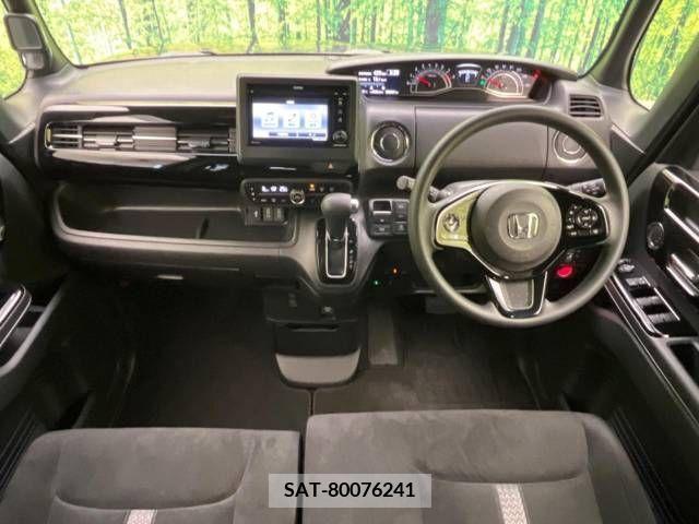 Honda N BOX 2022-11 307424-1